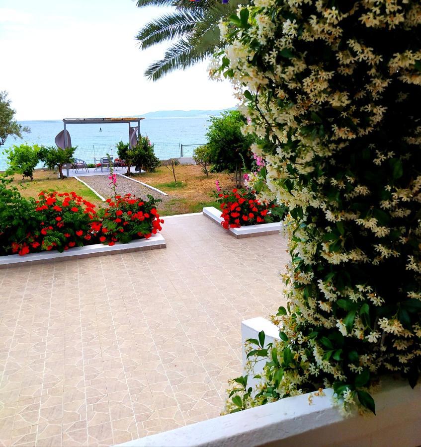 Villa Stella Family House Pefki  Экстерьер фото